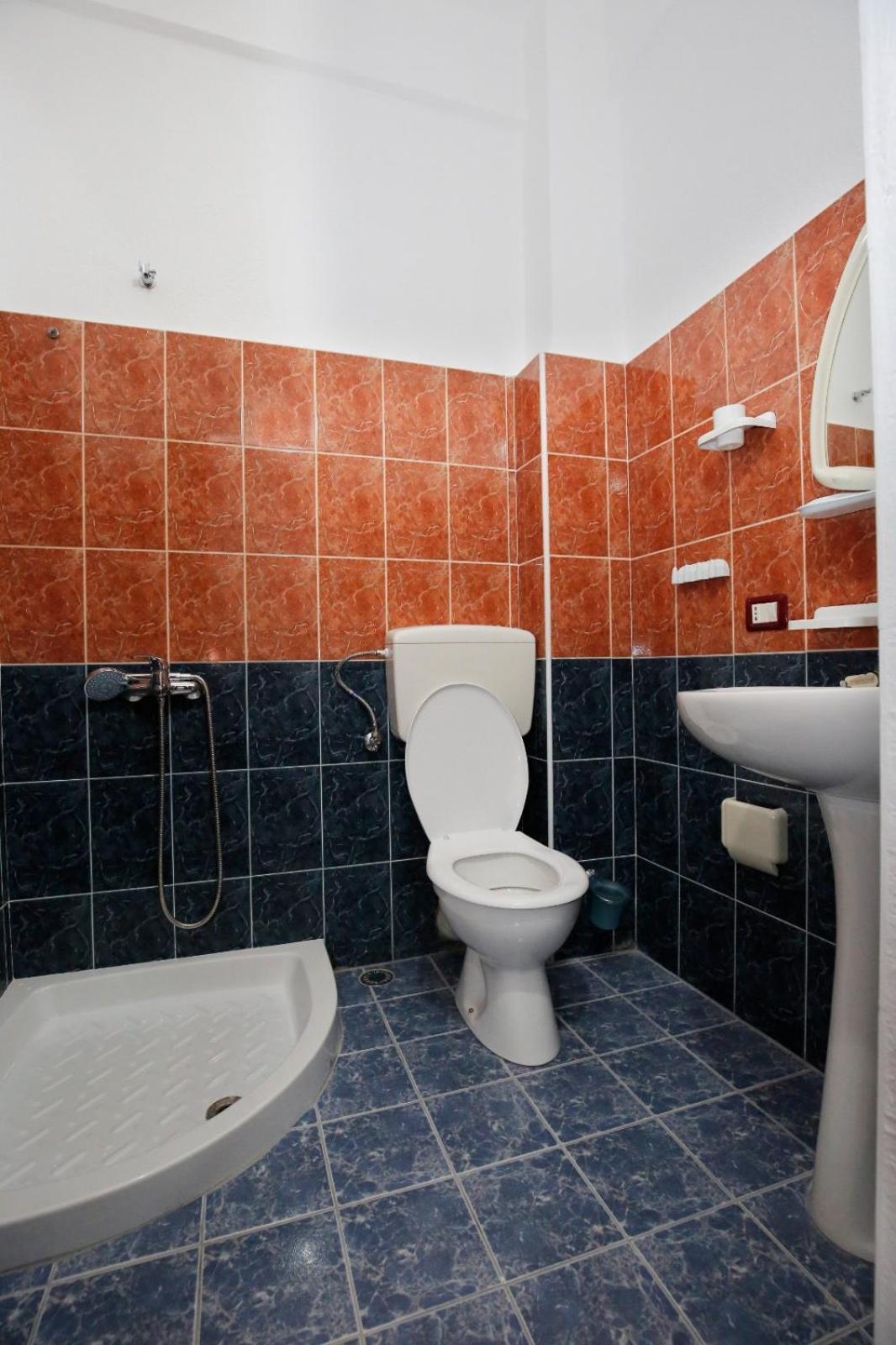 Hotelgodini Golem  Esterno foto